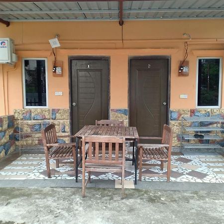 Homestay Pekan Ranau Zewnętrze zdjęcie